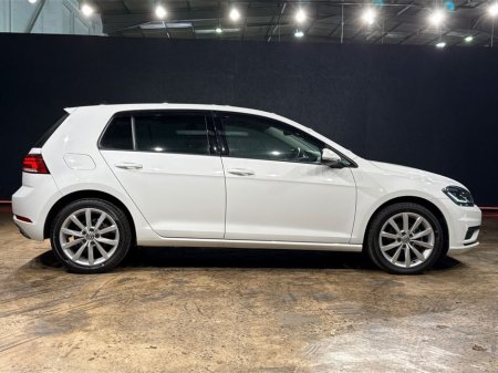 2019 Volkswagen Golf TSI COMFORT LINE - FACTORY ALLOYS - REVERSE CAMERA - DIGITAL DASH - CRUISE CONTROL - MULTI FUNCTION STEERING WHEEL €18,950