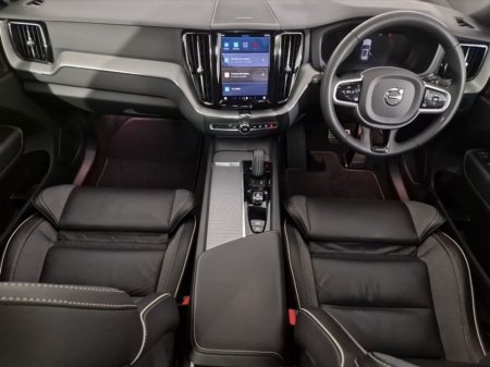 2021 Volvo XC60 B4 Diesel R-Design Auto €45,950