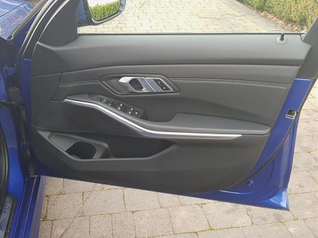 2022 BMW 3 Series 318d M Sport €39,995 thumbnail