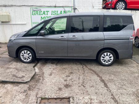 2021 Nissan Serena  €25,900