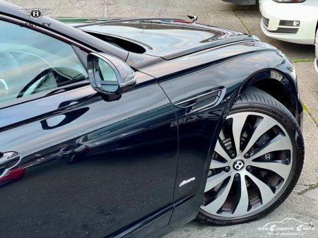 2023 Bentley Flying Spur AZURE €209,950 thumbnail