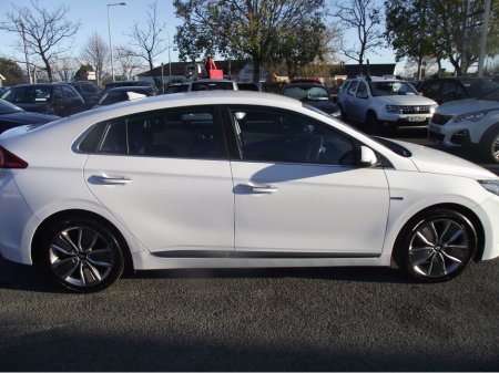 2017 Hyundai Ioniq 1.6 HEV 5DR AUTO  141PS €11,950