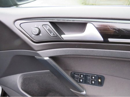 2018 Volkswagen Golf HIGHLINE 1.6 TDI  5DR BLACK DIGI DASH NCT 28 €13,999 thumbnail