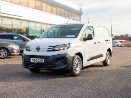 2025 Peugeot Partner PARTNER PROF PLUS 1.5 HDI 100 €22,725 thumbnail