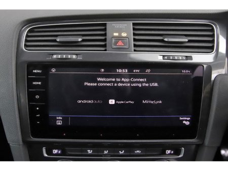 2018 Volkswagen Golf 1.2 TSI DSG MK 7.5 COMFORTLINE *CARPLAY*ANDROID*REVERSE CAM* thumbnail