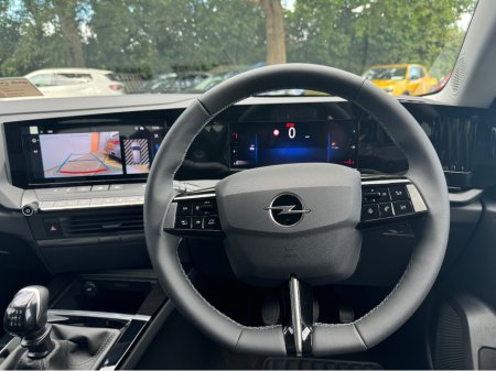 2026 Opel Astra Tourer | Elegance | 1.2 | 110PS €35,295