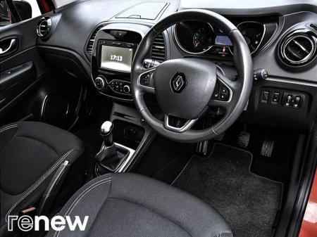 2020 Renault Captur Iconic TCe 90 MY19 EVAP €18,900 thumbnail