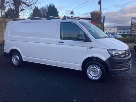 2017 Volkswagen Transporter ** ONLY 137KMS * CAMERA €15,950