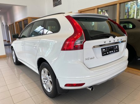2016 Volvo XC60 D3 (150hp) FWD ES €18,950