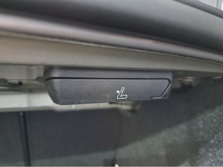 2019 BMW 3 Series 320D G20 SPORT AUTOMATIC **ORIGINAL IRISH CAR / LOW MILEAGE / 18" ALLOYS / APPLE CARPLAY / CRUISE CONTROL / FULL BLACK LEATHER / HEATED SEATS / SAT NAV / REVERSE CAMERA / FULL BMW SERVICE RECORD** €27,900 thumbnail