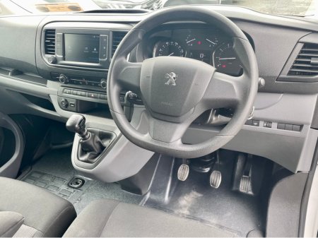 2022 Peugeot Expert PROFESSIONAL LONG 2.0 BLUE HDI 140BHP LWB €18,000 thumbnail