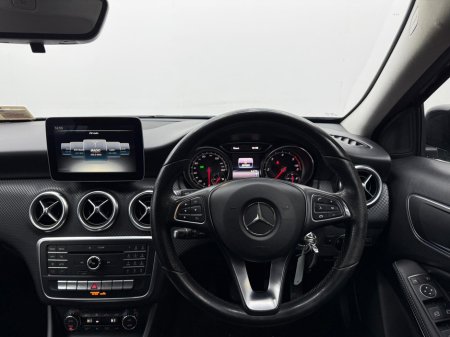 2017 Mercedes-Benz A Class A180 d URBAN €12,950 thumbnail