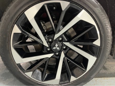 2023 Mitsubishi Outlander (New Model) HYBRID 2.4 PHEV 7 SEATER AUTOMATIC TOP SPEC MODEL www.bolandscarcentre.ie €39,900 thumbnail