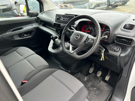 2021 Opel Combo L1H1-1.5 75PS DIESEL 5 S SP 5DR €11,950 thumbnail