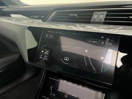 2023 Audi e-tron 55 VORSPRUNG SPORTBACK QUATTRO €56,990 thumbnail