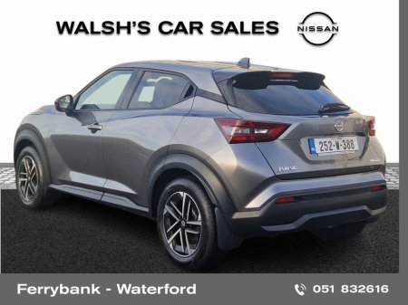 2025 Nissan Juke 1.6 HYB SV Premium MY24 1 €33,950 thumbnail