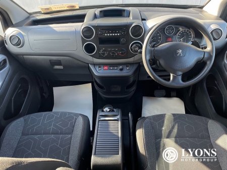 2018 Peugeot Partner Tepee 1.6 BlueHDi 5 seater AUTO €17,500