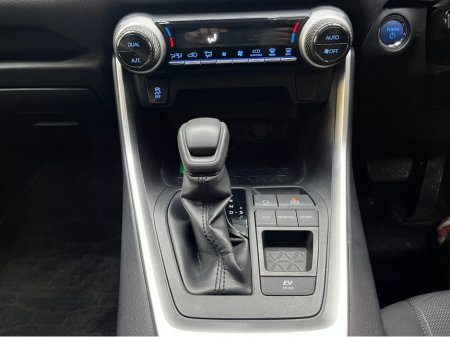 2019 Toyota Rav4 ONLY €26950! 2019 TOYOTA RAV4 HYBRID X 2.5 AUTOMATIC / REVERSE CAMERA / CRUISE CONTROL €26,950 thumbnail