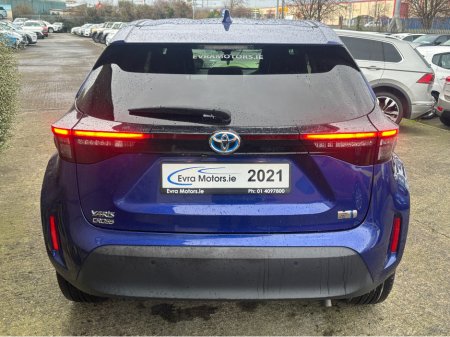 2021 Toyota Yaris Cross Z HYBRID AUTOMATIC 1.5 PETROL //MASSIVE SPEC//HALF LEATHER HEATED SEATS//KEYLESS ENTRY//360 PARKING CAMERAS// €23,950 thumbnail