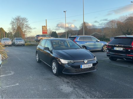 2023 Volkswagen Golf LIFE TDI €29,995