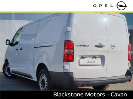 2025 Opel Vivaro  €38,550