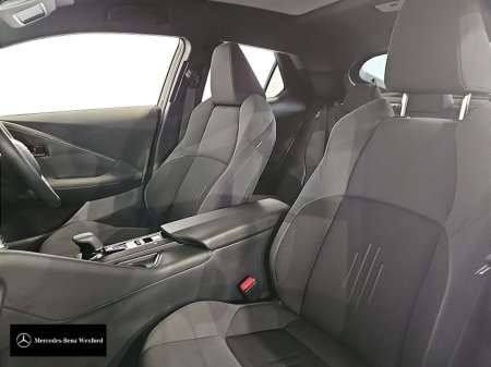 2025 Toyota C-HR SPORT PLUS HYBRID €38,895 thumbnail