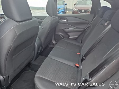 2022 Nissan Qashqai 1.3 HYB SV + Glass Roof Pack €25,950 thumbnail