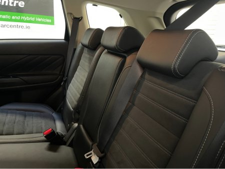 2017 Mitsubishi Outlander HYBRID 2.0 PHEV AUTOMATIC 5DR MODEL  www.bolandscarcentre.ie €17,900 thumbnail