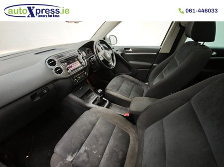 2015 Volkswagen Tiguan Sport 2.0 TDI Panoramic roof €12,495