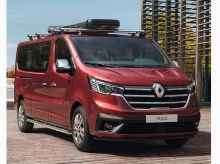 2026 Renault Trafic Passenger EXTRA LL30 Blue dCi 150 *ORDER YOUR 261 TODAY* €61,037