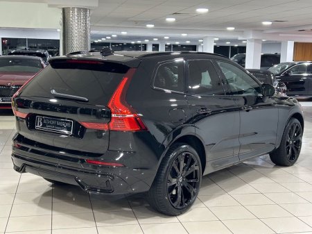 2025 Volvo XC60 T6 PLUS BLACK EDITION AWD=ONLY 3000 MILES//PAN ROOF//AS NEW=VOLVO WARRANTY UNTIL 03/2028=TAILORED FINANCE PACKAGES AVAILABLE=TRADE IN'S WELCOME €64,995