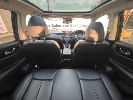 2017 Nissan Qashqai 1.5 SV PREMIUM E6 4DR €11,750 thumbnail