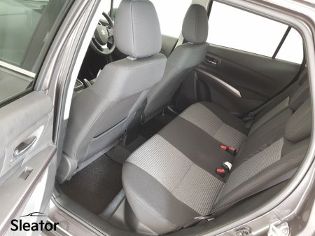 2026 Suzuki S-CROSS Motion AGS €36,750 thumbnail