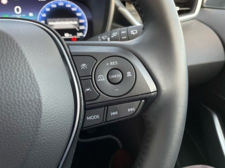 2025 Toyota Corolla 5dr Hatchback - LUNA - Save EUR 5,000 - 1.8 Hybrid - Automatic - Road Tax EUR 180 // Remote Central Locking // Front Electric Windows // Rear Electric Windows // Electric Mirrors // Heated Mirrors €30,695 thumbnail