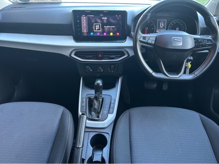 2023 SEAT Arona PA 1.0 TSI 110HP DSG AUTOMATIC SE+**//**CRUISE CONTROL**//**SAT NAV**//**LANE DEPARTURE WARNING**//**PARKING SENSORS**//**ANDROID AUTO AND APPLE CAR PLAY**//**FINANCE ARRANGED**//**TRADE IN WELCOME!!! €19,995 thumbnail