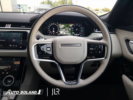 2024 Land Rover Range Rover Velar 2.0 I4 PHEV 404 PS 4WD R-Dynamic S €69,955 thumbnail