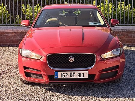 2016 Jaguar XE SE Model 2.0 Diesel 163 bhp with cream cloth seats, cruise control, front fog lights. €9,950