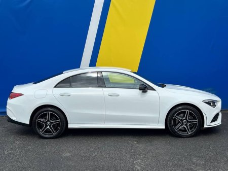2023 Mercedes-Benz CLA Class CLA250e AMG-LINE PREMIUM 1.3 HYBRID // EXTENDED VIRTUAL COCKPIT // APPLE CARPLAY/ANDROID AUTO // AMBIENT LIGHTING PACKAGE €36,900