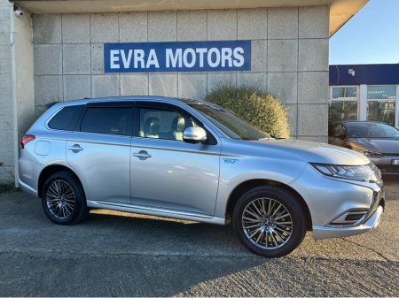 2021 Mitsubishi Outlander S EDITION AUTOMATIC HYBRID PHEV 2.4 PETROL //MASSIVE SPEC//SUNROOF//FULL LEATHER HEATED ELECTRIC SEATS//ADAPTIVE CRUISE CONTROL// €27,950