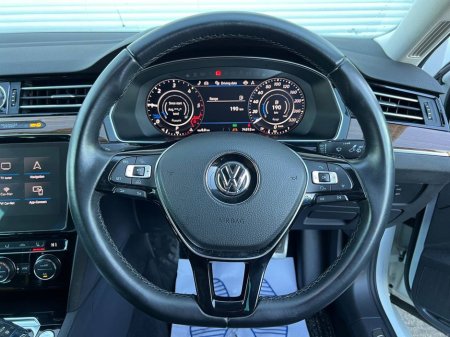 2018 Volkswagen Passat HIGHLINE 2.0 TDI AUTO // LEATHER HEATED COOLED SEATS // 360 PARKING CAMERAS // ADAPTIVE CRUISE CONTROL // DIGITAL CLUSTER €24,900