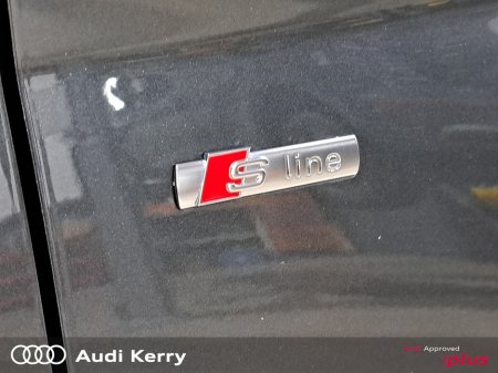 2024 Audi Q5 50TFSI E QUATTRO S-LINE AUTOMATIC €56,900 thumbnail