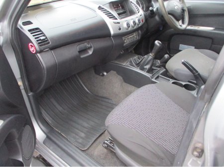 2014 Mitsubishi L200 2.5 DID TROJAN 4WD 175BHP 4WORK €9,752 thumbnail