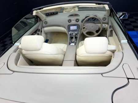 2007 Mercedes-Benz SL Class SL 350 €21,700 thumbnail