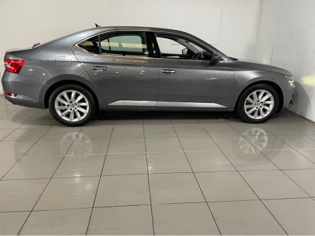 2022 Skoda Superb AMBITION 2.0 TDI 150HP FULL SERVICE HISTORY €22,950 thumbnail