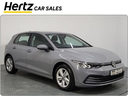2023 Volkswagen Golf LIFE 2.0 TDI 115HP Diesel Manual €26,995