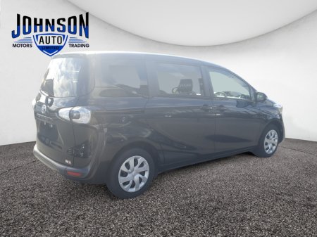 2017 Toyota Sienta 1.5 Petrol Auto €14,950