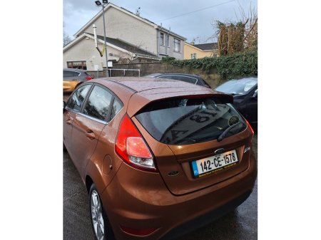 2014 Ford Fiesta 1.25 ZETEC 82PS 5DR ARGENTO €6,995