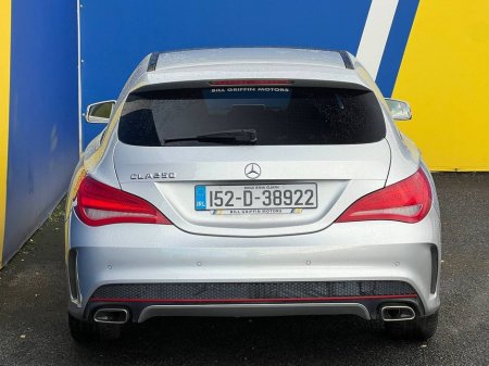 2015 Mercedes-Benz CLA Class CLA180 SHOOTING BRAKE AMG-LINE 1.6 AUTO // PANORAMIC SUNROOF // FULL SERVICE HISTORY // €18,950 thumbnail