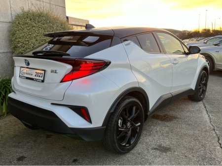 2023 Toyota C-HR SOL HYBRID AUTOMATIC 1.8 PETROL //LOW MILES//HIGH SPEC//360 PARKING CAMERAS//ADAPTIVE CRUISE CONTROL//KEYLESS ENTRY// €29,950