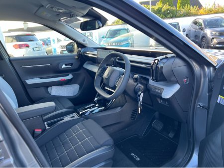 2026 Citroen C3 eMax BEV 320 44kWh 113HP €27,800 thumbnail